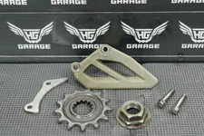 2006 KAWASAKI KX450F OEM MOTOR ENGINE FRONT SPROCKET COVER 12053-0187