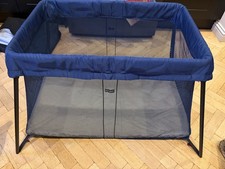 BabyBjorn Travel Cot Navy Blue: Lightweight & incl Mattress and Carry Bag 