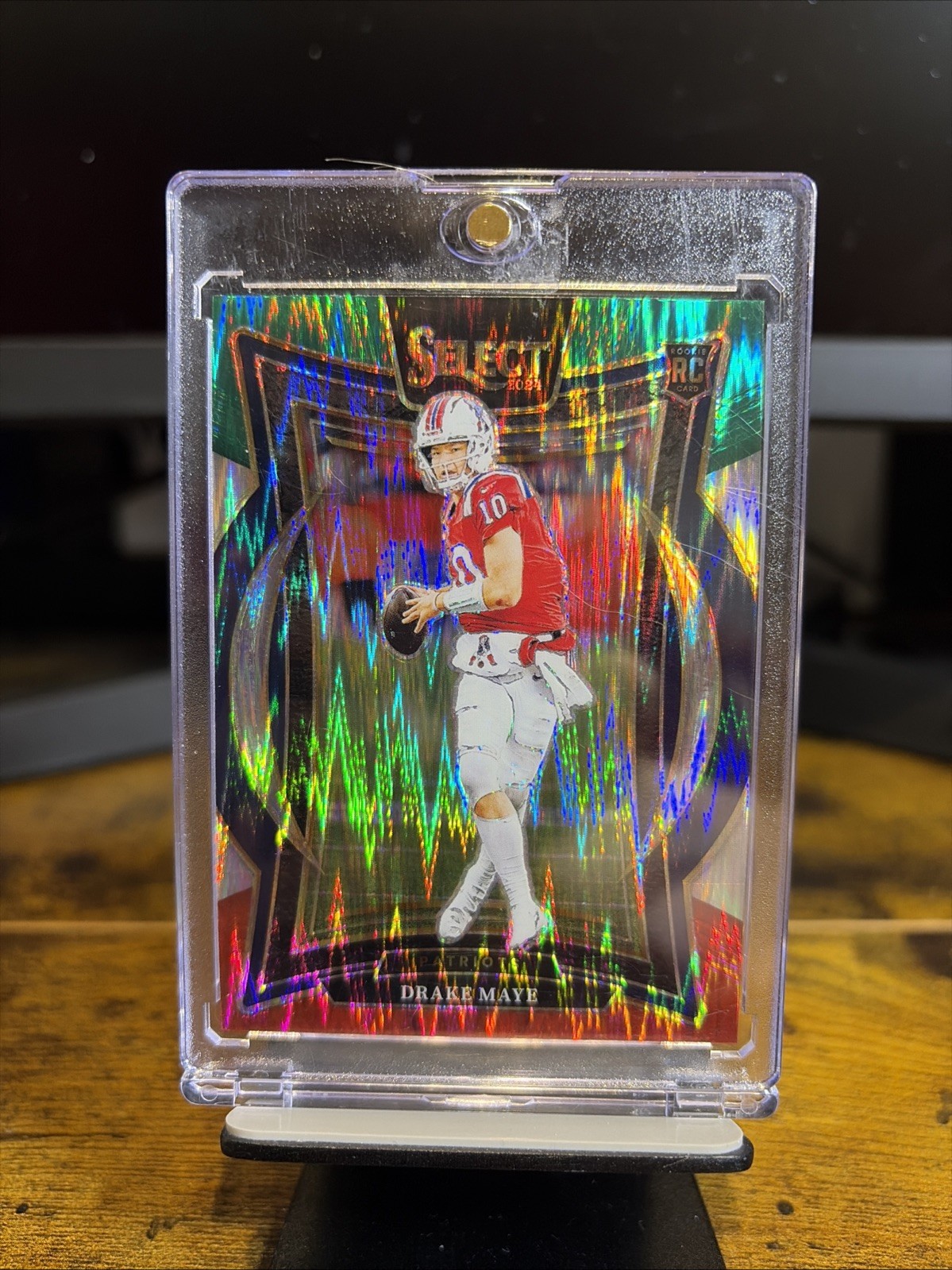 2024 Panini Select - Concourse Drake Maye #27 Green & Red Shock Prizm (RC)