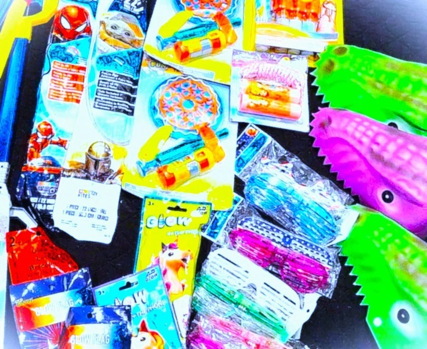 party favors 75 pcs!! Treasure Box Bulk Toys Kids Birthday see itemized list - Image 2 of 4