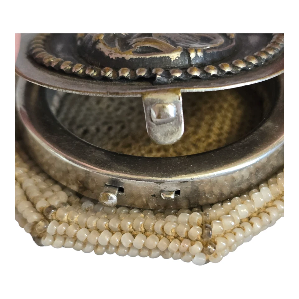 Antique Victorian Beaded Coin Purse Silver Plate Flip Top Woman w/ Parasol - Image 4 of 4