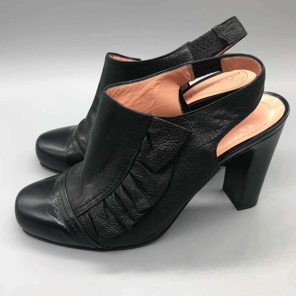 Botines Nanette Lepore con volantes talla 7,5 Foto 4 de 4