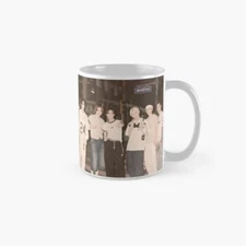 EN Calendar 2025 Classic Mug , Gift For Family