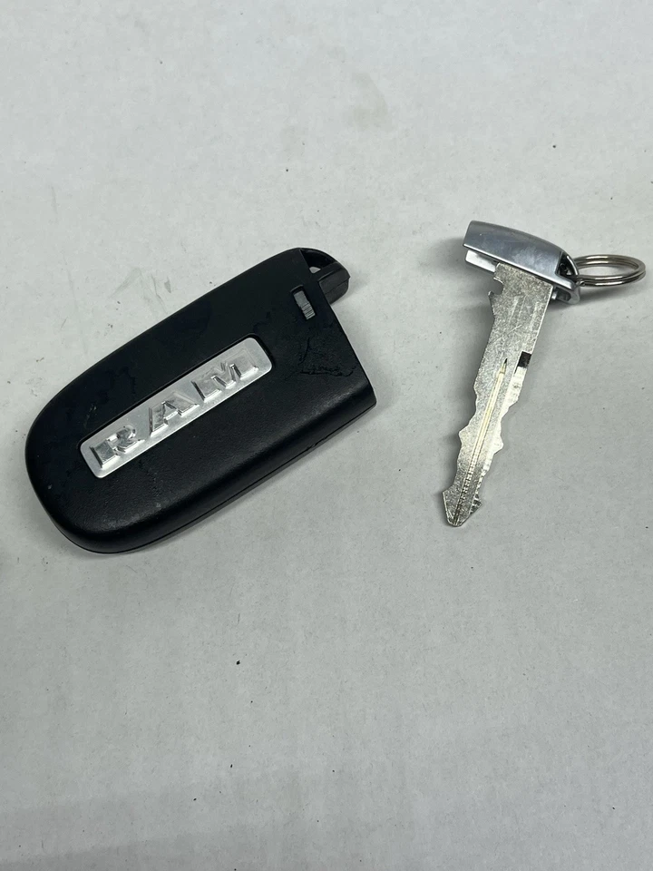 Ram 1500 2013-2018 botón de arranque con llave Foto 4 de 4