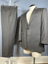Jos A Bank, Mens Suit, 40R 34W/29L, Gray Herringbone, 100 Wool 100 Bemberg