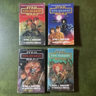 Star Wars: Young Jedi Knights Lot (3) #1, 4 & 6 ~ 1st Print Paperbacks - Image 1 of 4