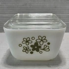 Vintage PYREX Spring Blossom Green 501  1 1/2 Cup Refrigerator Dish/Lid EUC