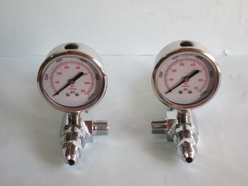 Lowrider Hydraulics calibre de acero inoxidable 10.000 psi y 1/2" MFF Tee simétrico, 2 - Imagen 11 de 21