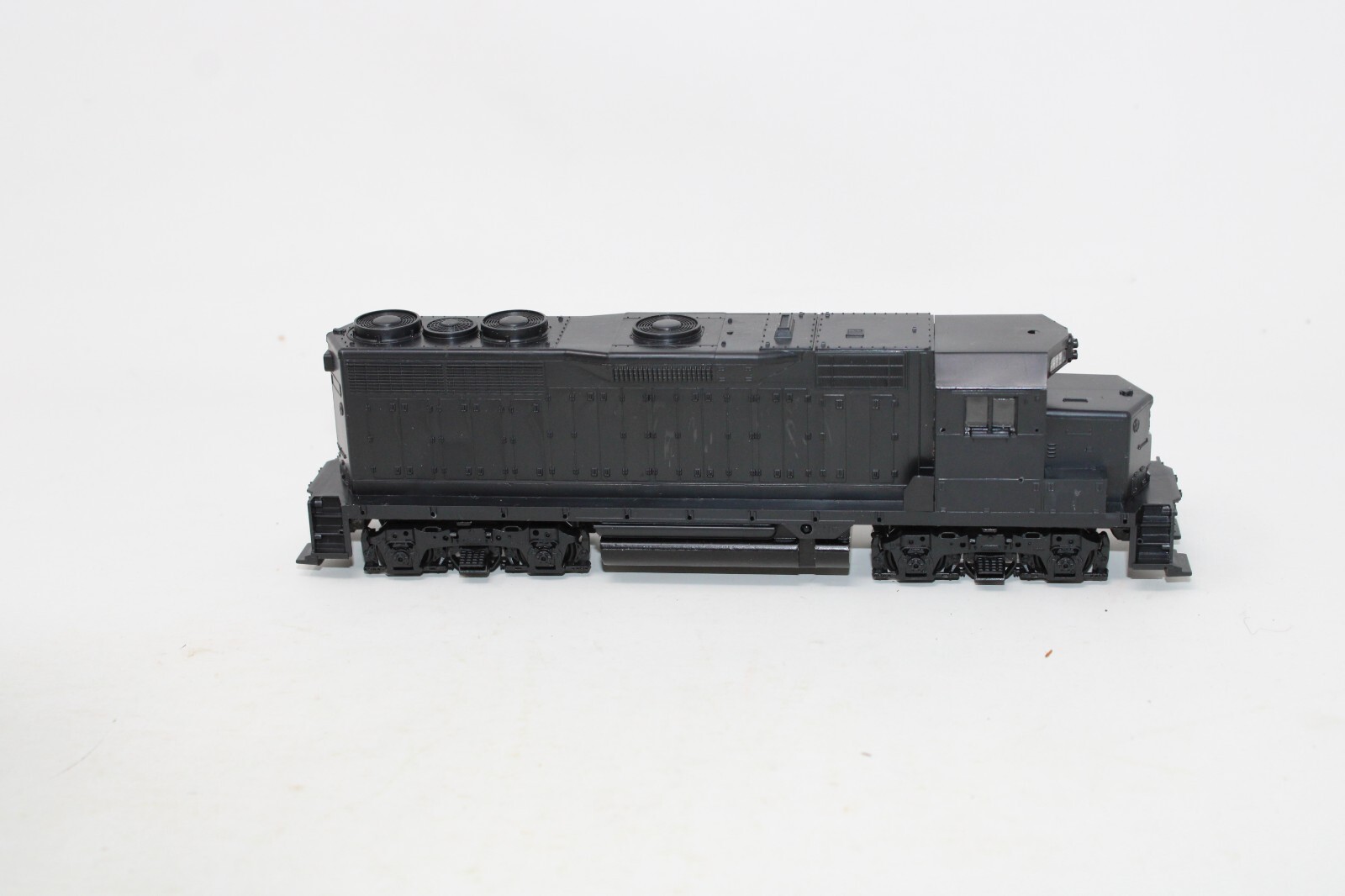 Athearn 4220 HO Scale Undecorated GP35 Dummy Diesel NOS eBay