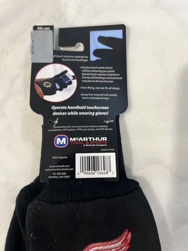NHL Detroit Redwings McArthur Towel And Sports Technology Winter Gloves - Picture 3 of 6