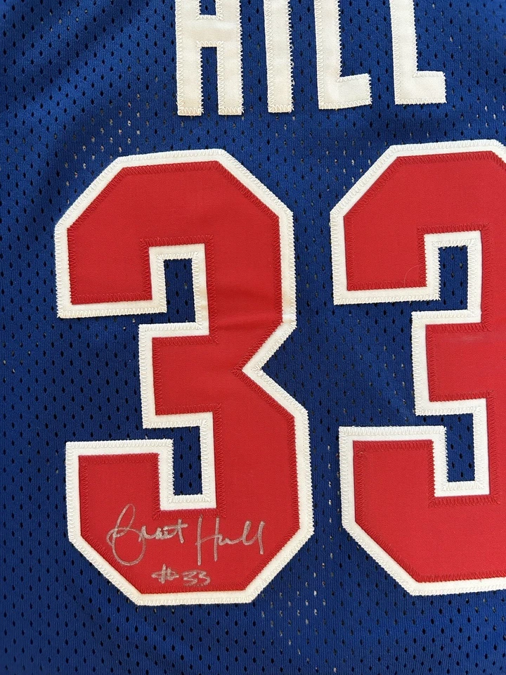 БАСКЕТБОЛЬНАЯ ФУТБОЛКА ГРАНТ ХИЛЛ NO33 С АВТОГРАФОМ ПОРШНЕЙ ИЗ НАЧАЛА КАРЬЕРЫ - Изображение 2 из 4