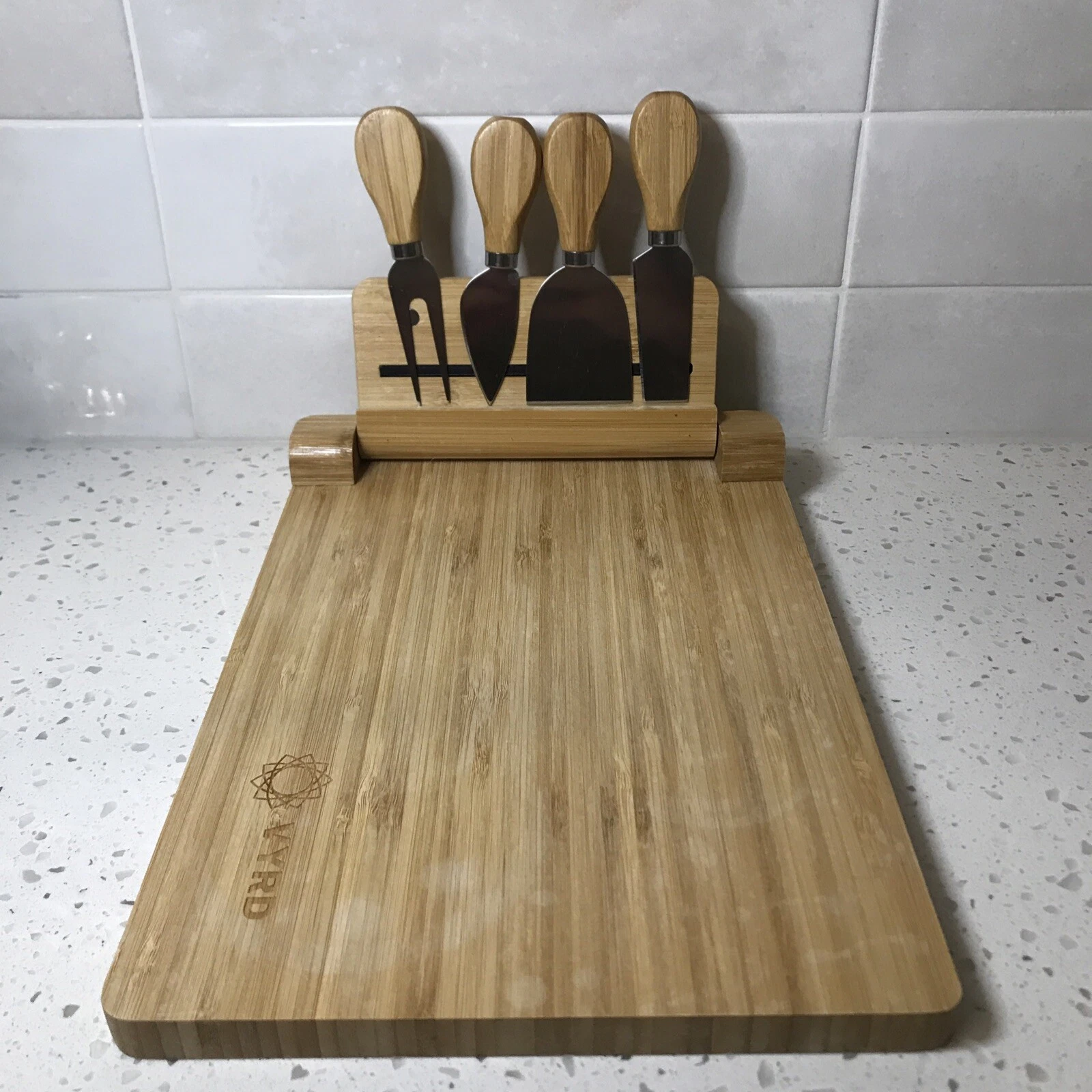 VYRD Magnetic Cheese Cutting Charcuterie Board 12” X 8” With 4 Knives
