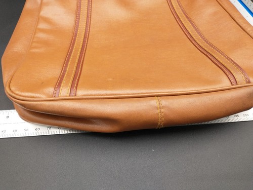 Large, Vintage brown leather 'Holiday Fair inc' tote/purse Taiwan R.O.C. #1631 - Picture 11 of 11