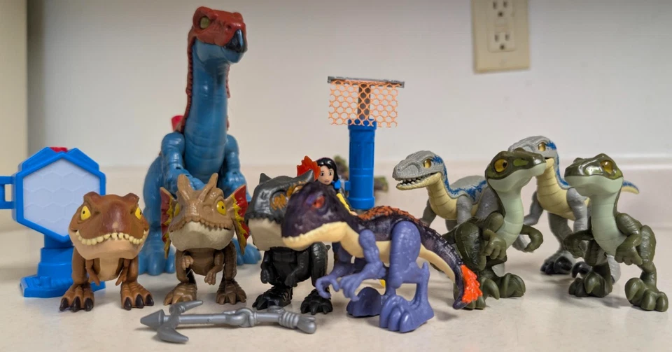 Lote de juguetes de dinosaurios Jurassic World (10) Raptor, Scorpius Rex Imaginext Fisher-Price Foto 2 de 4