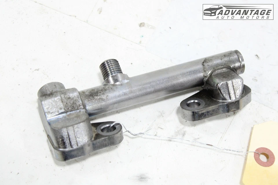 Tubo de riel de combustible inyector lateral derecho motor Subaru Legacy 2020-2024 OEM Foto 2 de 4