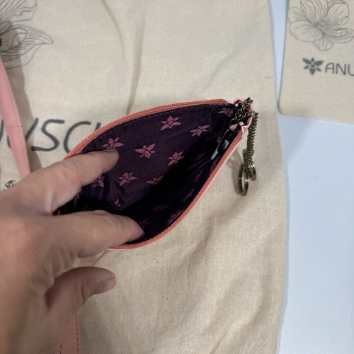 Anuschka Handbemalt Leder Crossbody Schultertasche & Geldbörse Set Rosa Schmetterling - Bild 17 von 19