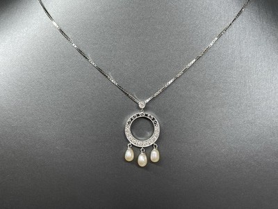 Pearls Pendant With 14K White Gold  Chain 17 