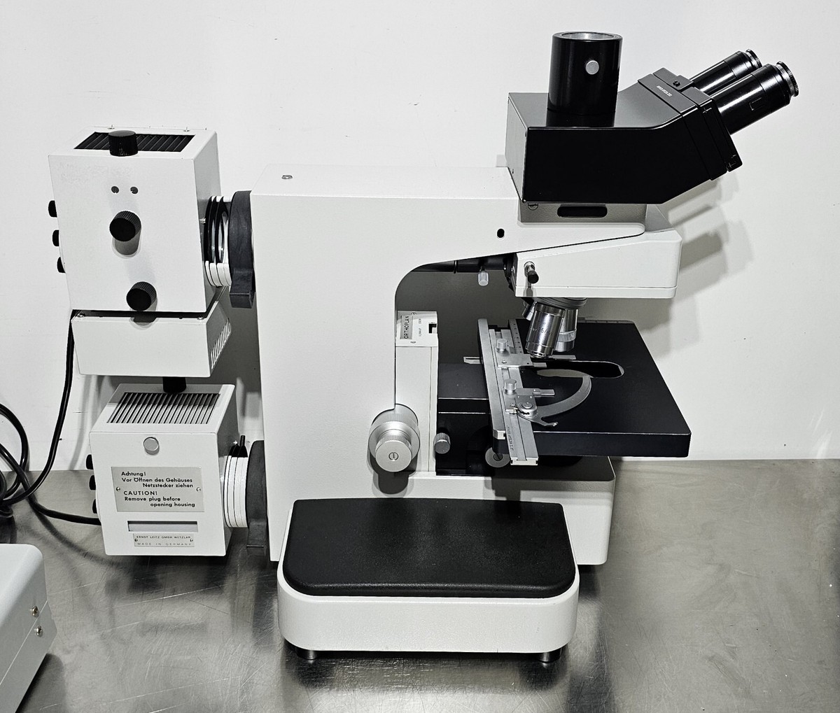Obiettivo Per Microscopio Leitz Plan 4X 0.10 160mm - Fatto In Germania (Usato/Buone Condizioni) - Foto 1