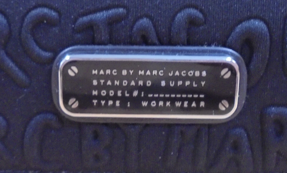 MARC BY MARC JACOBS TABLET BOOK COMPATIBLE WITH IPAD AIR - Image 4 of 4