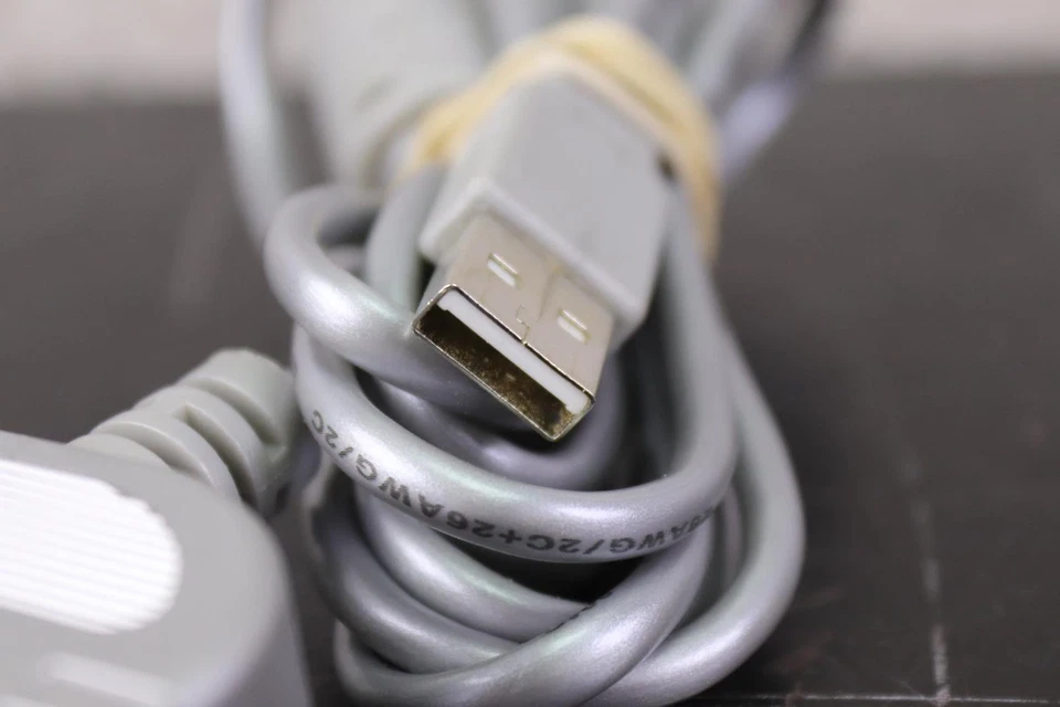 Dynex USB to Parallel Adapter Cable 6 FT USB 2.0 Model DX-UBPC W/ Disc - Image 3 of 4