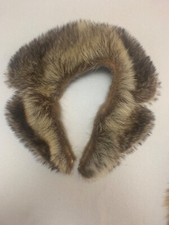 Collo di pelliccia marmotta canadese