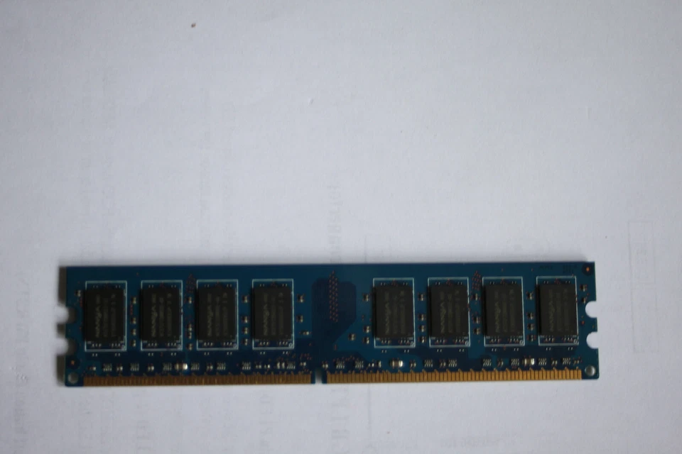Nanya NT2GT64U8HD0BY-AD 2GB 2RX8 PC2-5400U 800 MHZ PC Memory - Image 2 of 2