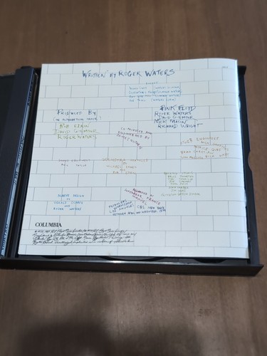 Pink Floyd - The Wall (CD) Anniversary Edition 2 CD Set Near Mint - Picture 7 of 9