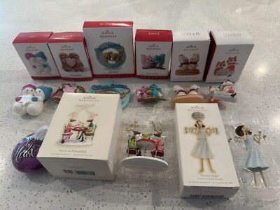Lot of 8 Hallmark SISTER  and Friend Christmas Ornaments in boxes. Plus 1 more.