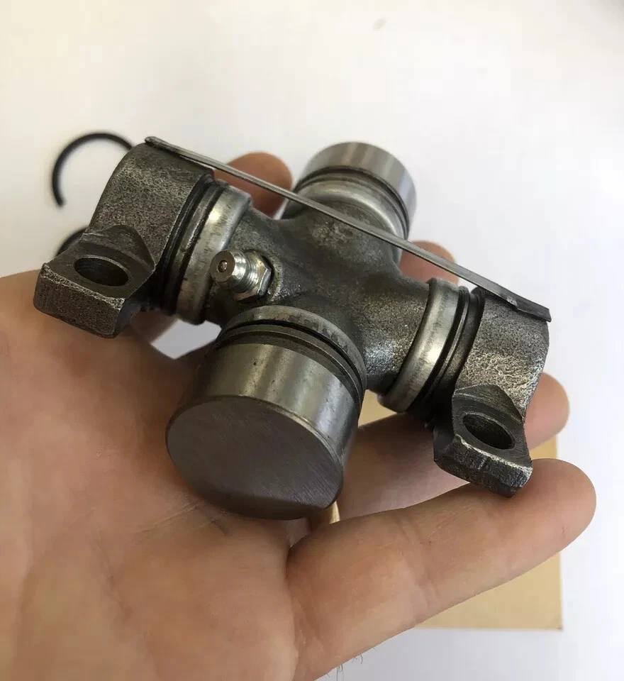 1957 Chrysler Imperial Rear Or Front Universal Driveshaft Joint W/ Clips 1752263 - Image 3 of 4