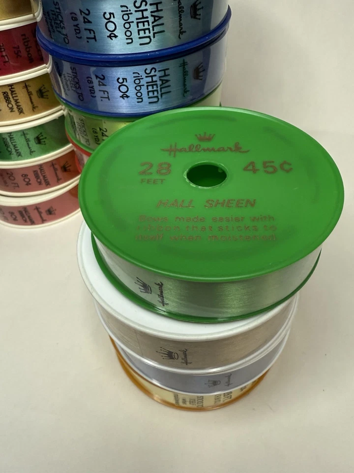 De Colección Hallmark Hall Brillo Cinta Regalo Navidad Autoadhesiva EE. UU. Nuevo Gran Lote 20 Foto 3 de 4