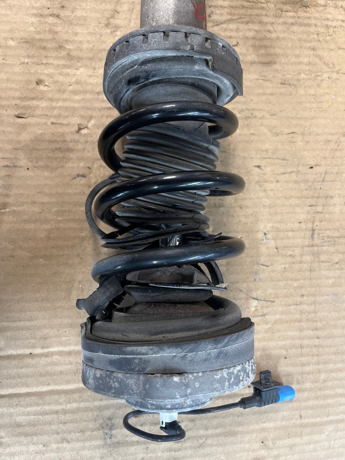 2014-2020 BMW I8 OEM RH 1.5L AWD FRONT RIGHT STRUT SHOCK ABSORBER *91K MILES*