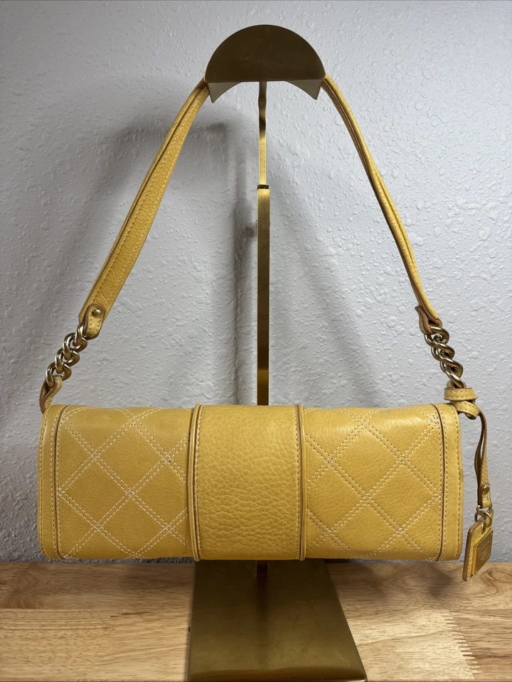 Liz Claiborne Geniune Yellow Leather Y2K Baggett Style Shoulder Handbag - Image 4 of 4