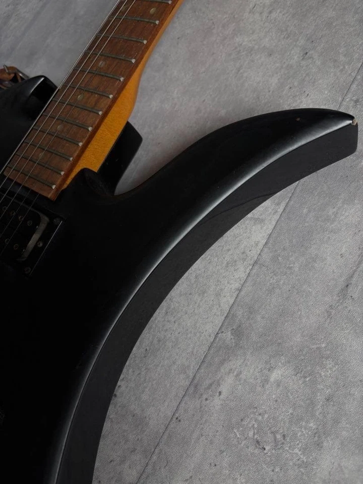 B.C.Rich USA Mockingbird schwarze E-Gitarre mit Gigbag Versand aus Japan - Bild 4 von 4