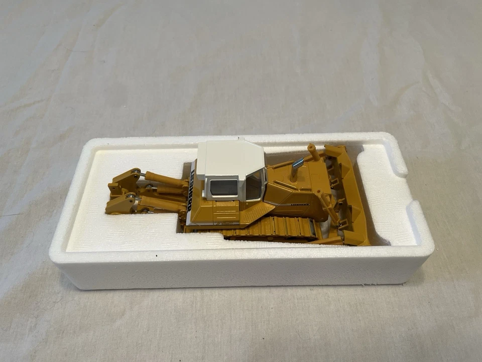 Conrad No. Tractor sobre orugas Liebherr 2806 PR 752 Foto 4 de 4