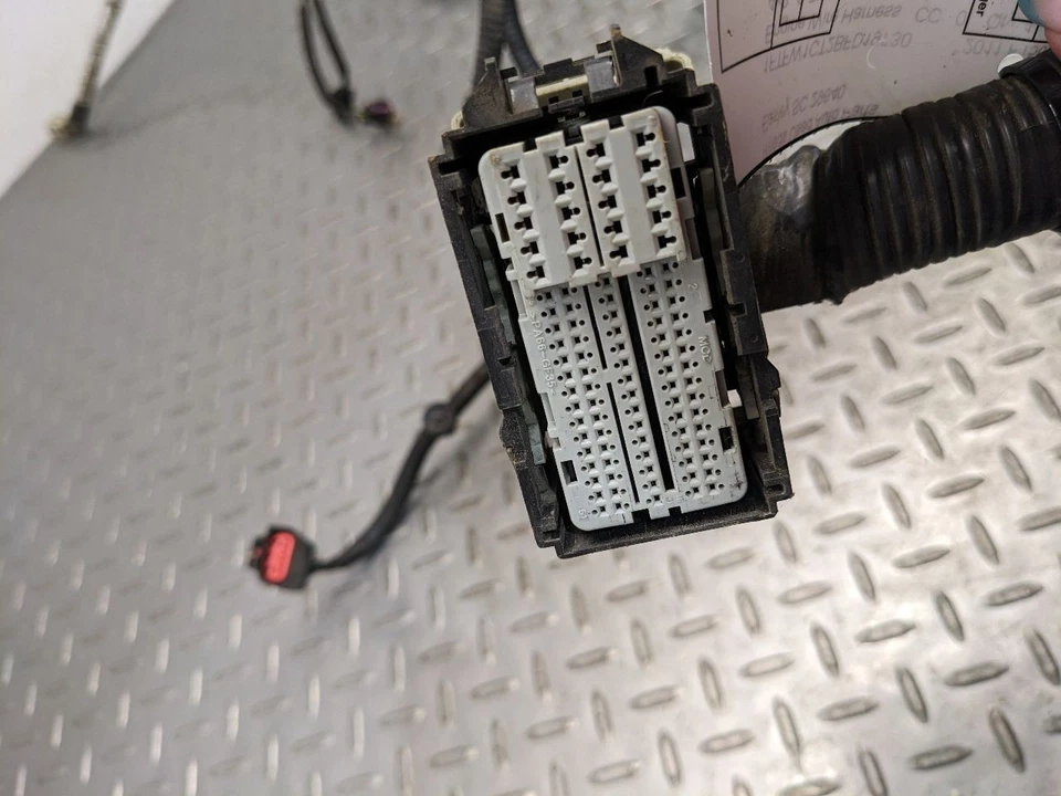 Жгут проводов для 2WD 2011 Ford F-150 6,7 л 1149934 - Изображение 2 из 4