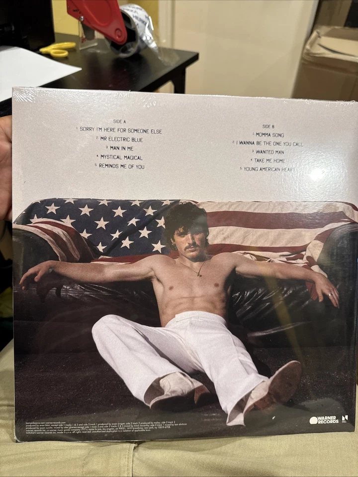 Benson Boone - American Heart [New Vinyl LP] Blue, Colored Vinyl, Red, White Foto 2 de 2