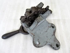 Armstrong No. 2 Pipe Vise Chicago Made in USA