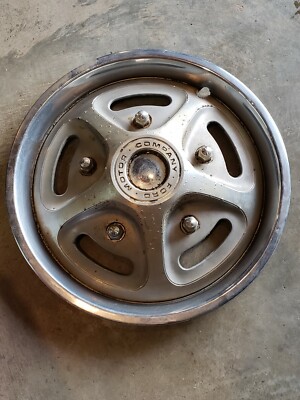 76 77 78 79 80 81 82 1982 FORD F150 HUB CAP WHEEL COVER SILVER