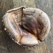 Vintage Wilson Catchers Mitt A2516 Right Hand Throw Leather