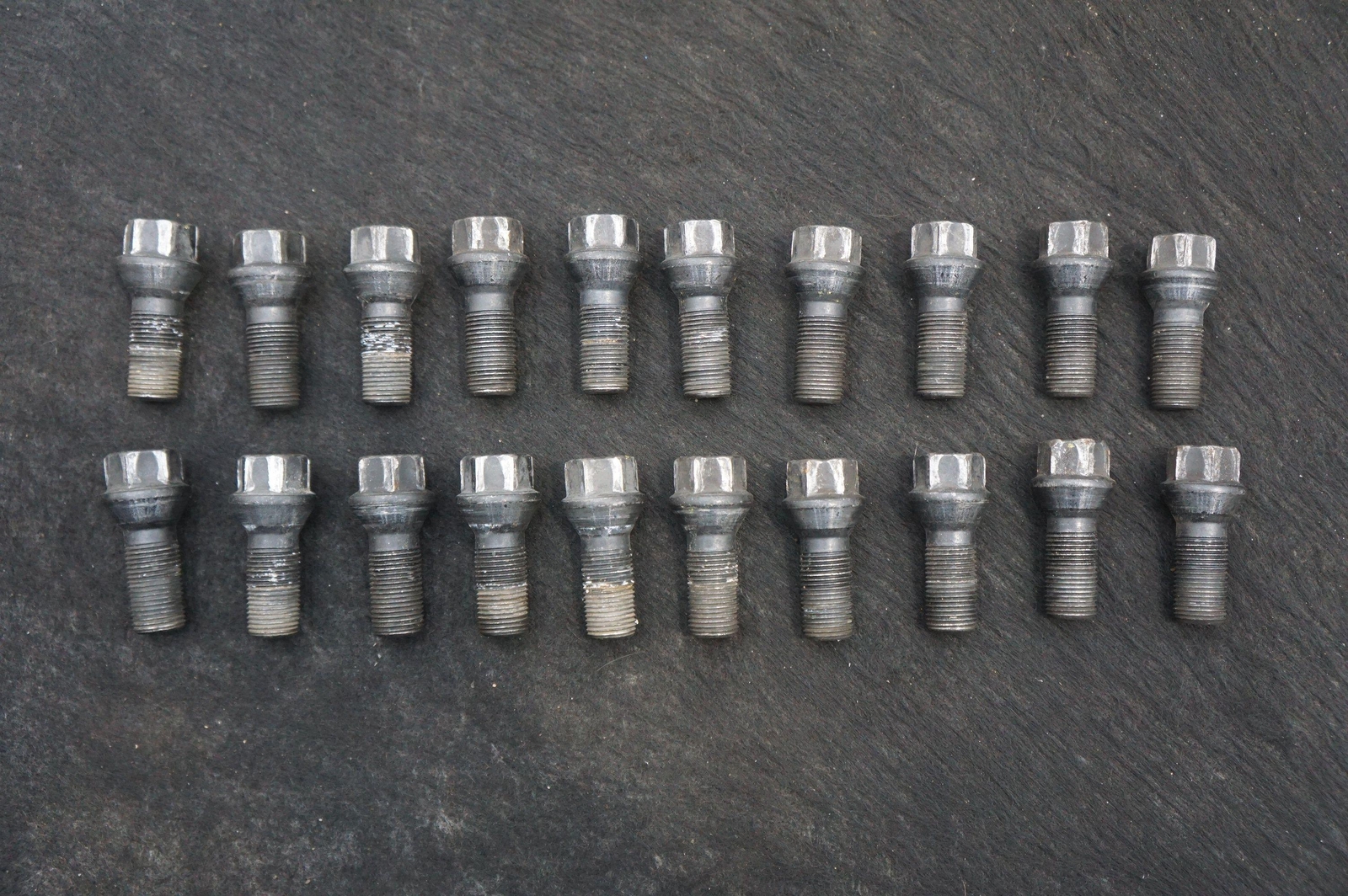 Set 20 Wheel Rim Lug Nut Bolt Lugnut OEM Rolls Royce Ghost Series I 2011