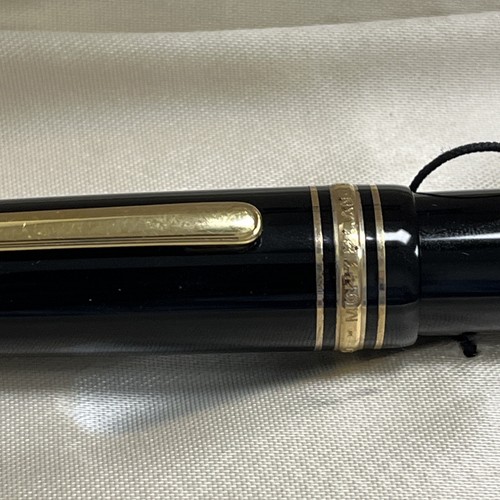 Montblanc Meisterstuck 149 2-Tone 4810 14c Fountain Pen 1980s CLEAN FAST SHIP🔥 - Picture 5 of 24