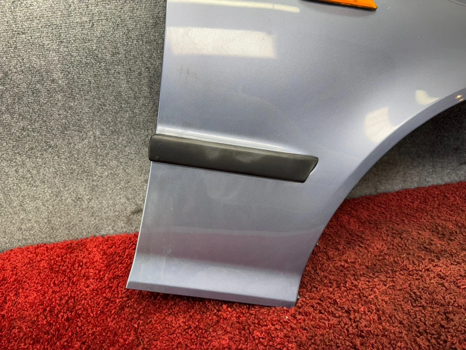 Panel de guardabarros lateral derecho del pasajero BMW 2002-2005 E46 sedán acero azul OEM 106K Foto 2 de 4
