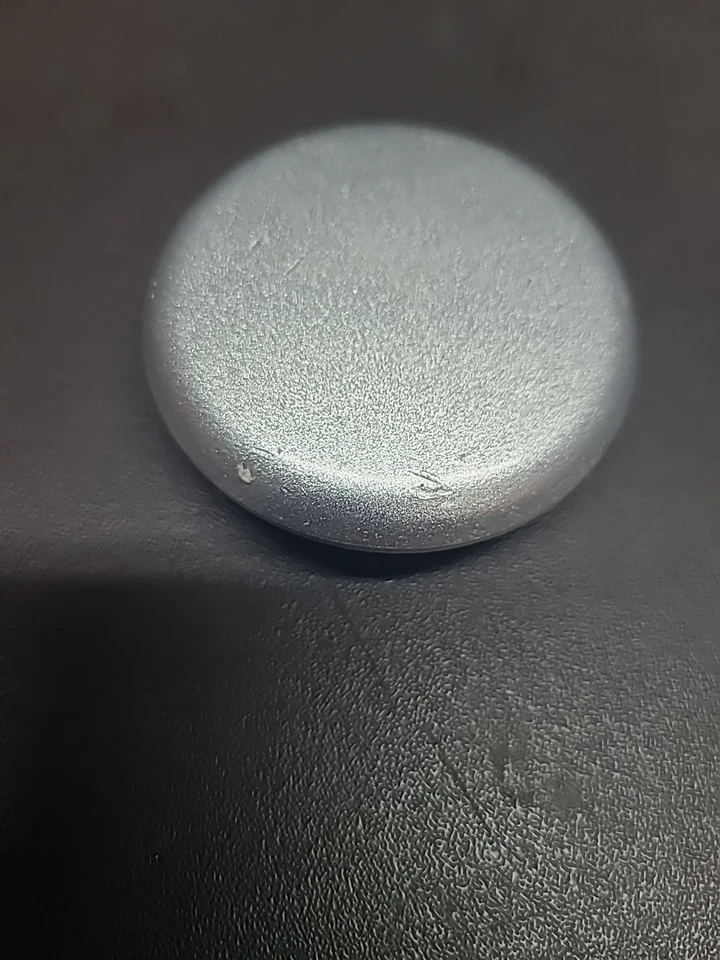 克莱斯勒 300 米 Sebring LHS PT 着色银色金属中心盖 4284995 30393 — 第 2/4 张图片