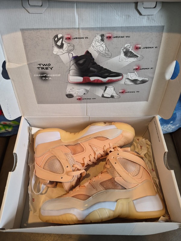Air Jordan DR9631 800 Women's Two Trey Sneakers Sunset Haze/White Size 7.5