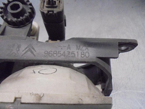 9685425180 nebelscheinwerfer rechts PEUGEOT 5008 0U 0E 1.6 HDI 2009 4917355