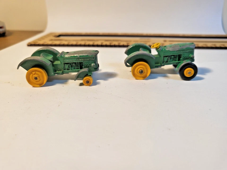 Lote de trabajo de 2 tractores Matchbox verdes para restauración Foto 3 de 4