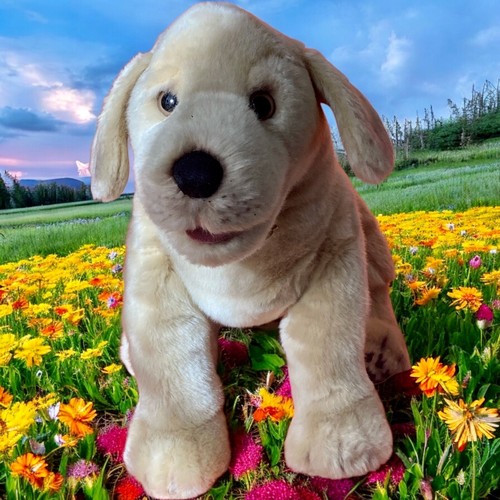 My Twinn Poseable Pets Large Yellow Lab Dog / Golden Retriever My Twin - Picture 2 of 12