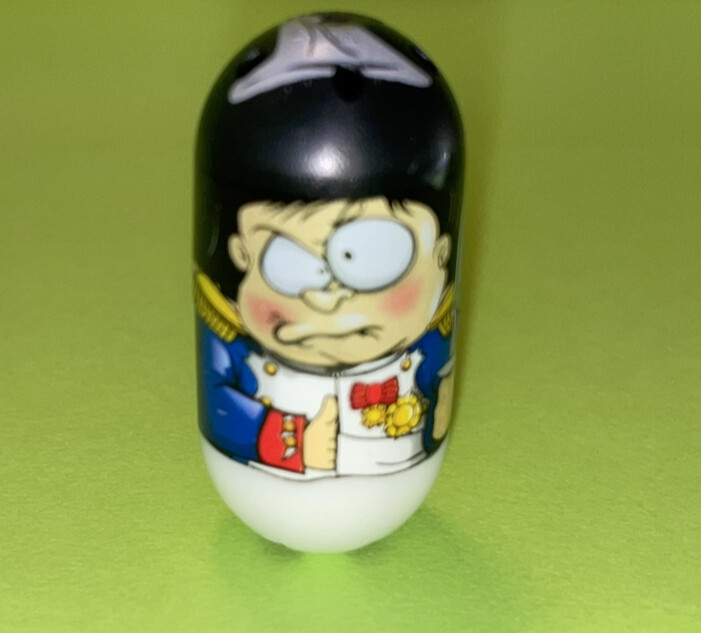 Mighty Beanz #183 NAPOLEON *RARE* 2010 | eBay