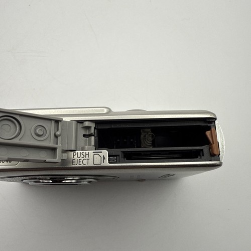 Canon Powershot Digital ELPH SD400 Camera Digital Elph for Parts or Repair - Picture 5 of 5