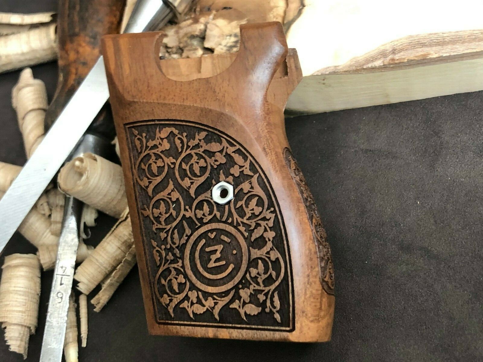 KSD Walnut Wood Grips For CZ VZOR 50-70 - Diamond Checkered Handgun Grips - View #3